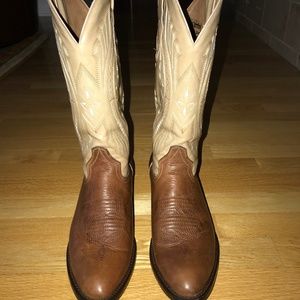 ferrini kangaroo boots